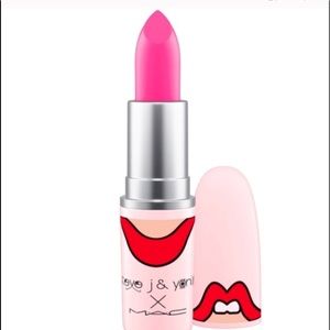 💕1 left Mac Steve j and yoni p MAC